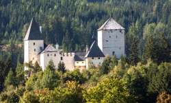 Burg Mauterndorf im Salzburger Lungau.jpg